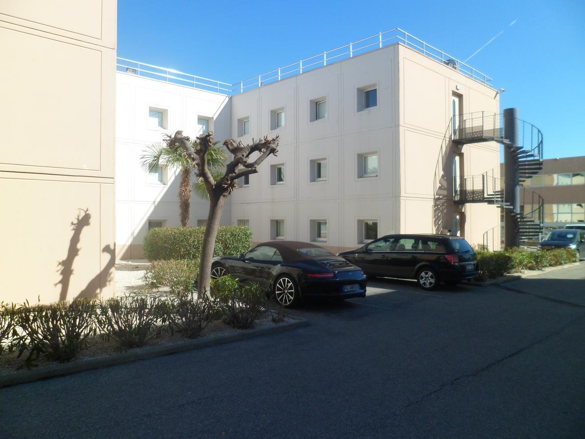 Hotelf1 Villeneuve Loubet Exteriér fotografie